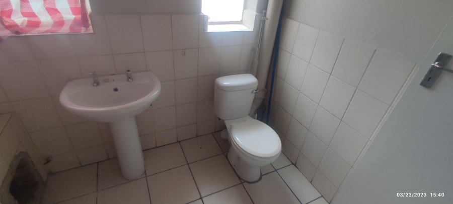 To Let 1 Bedroom Property for Rent in Parow Western Cape